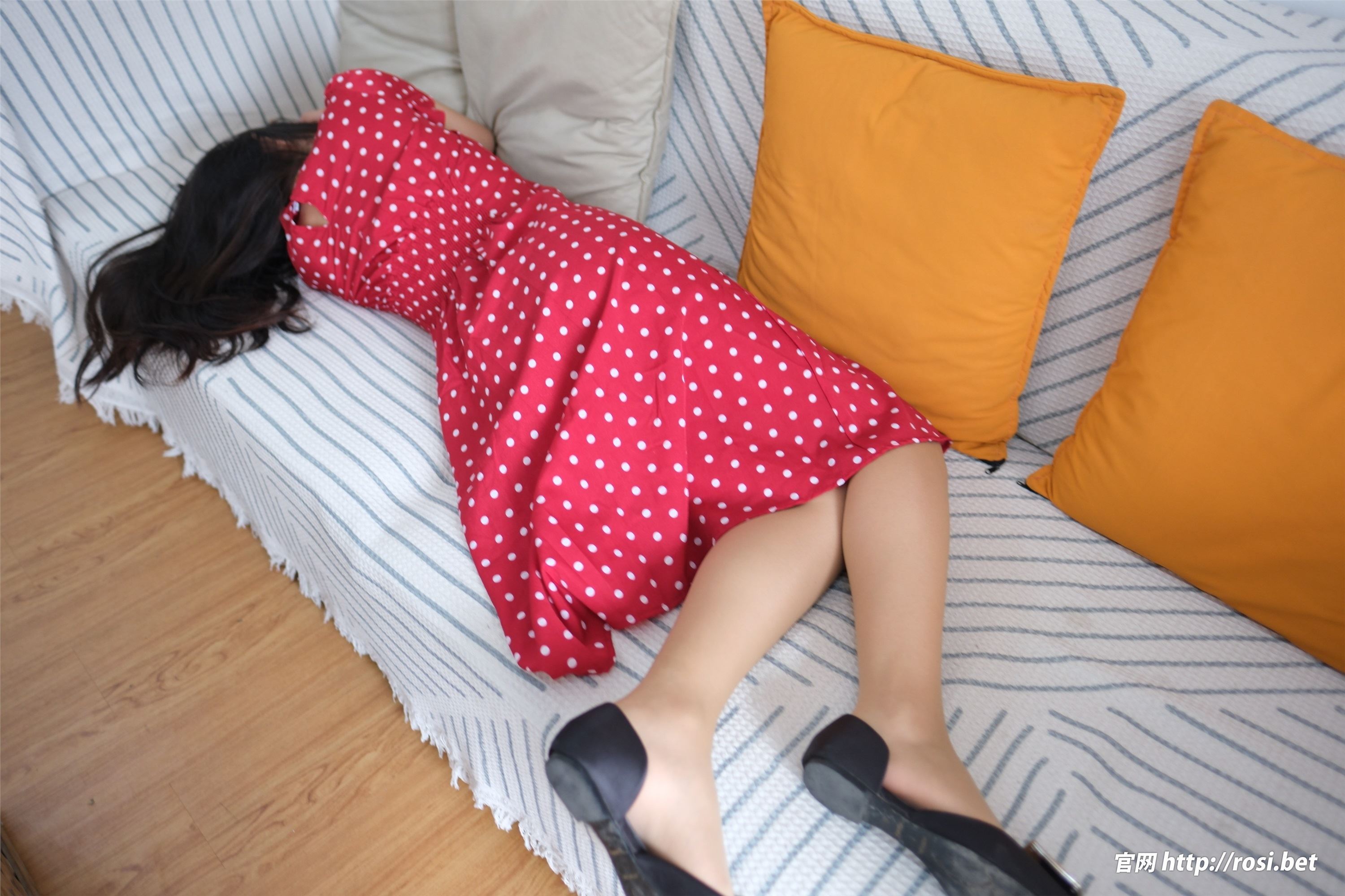 ROSI写真 2024.09.11 NO.4664